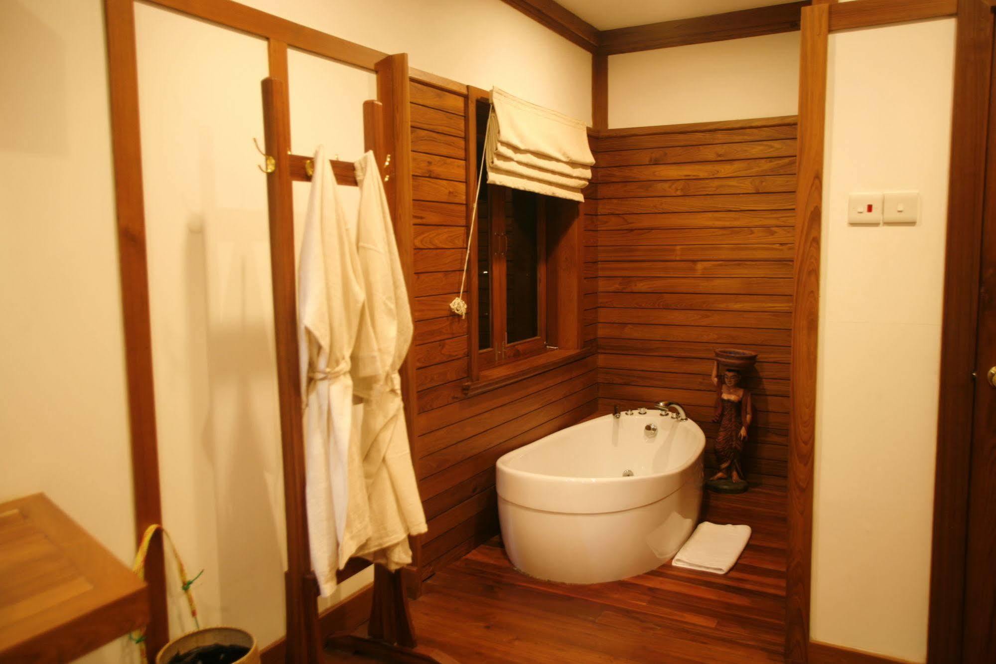 Myanmar Treasure Resorts Inle Inle Lake Zewnętrze zdjęcie